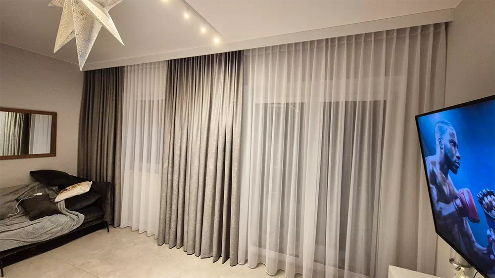 firany_i_zaslony_zaciemniajace